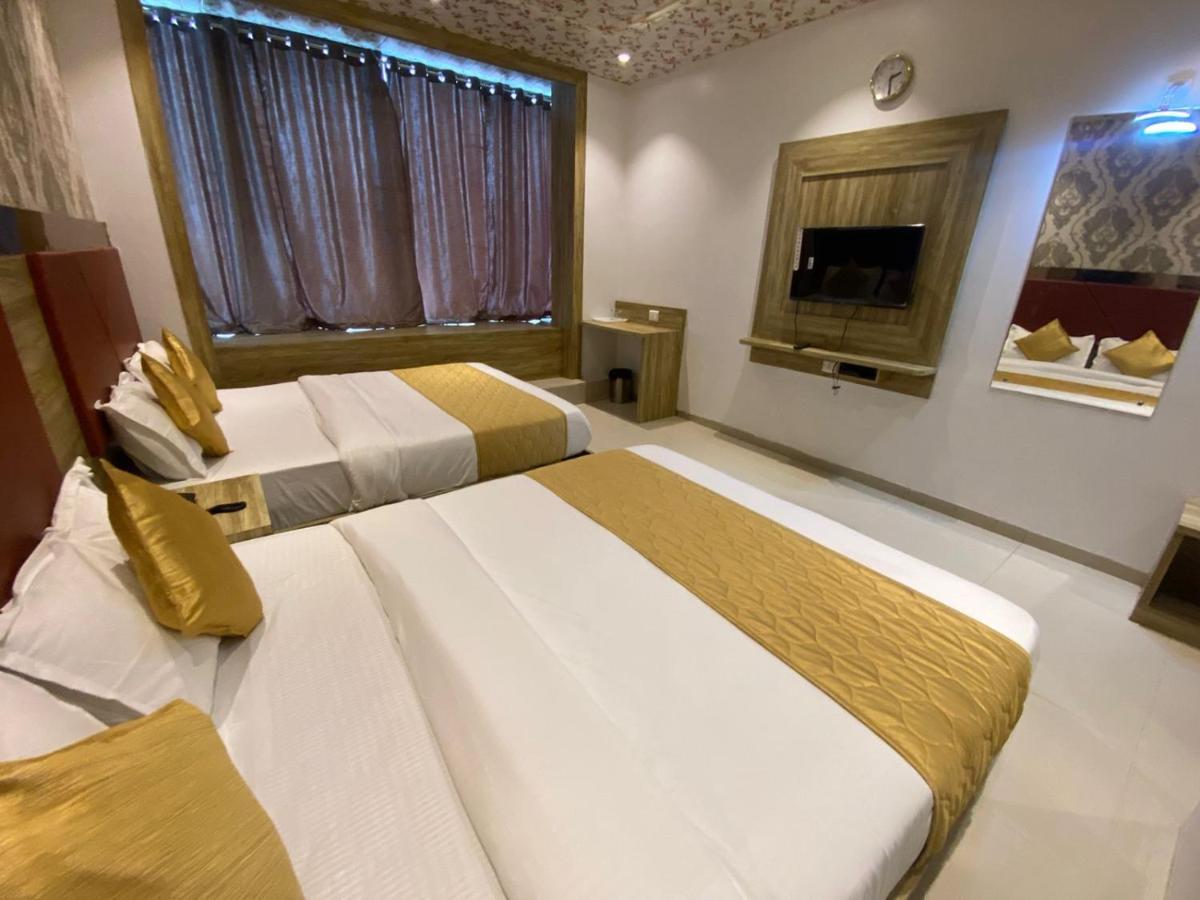 Hotel Bkc Crown - Near Trade Centre, Visa Consulate Mumbai Exterior photo