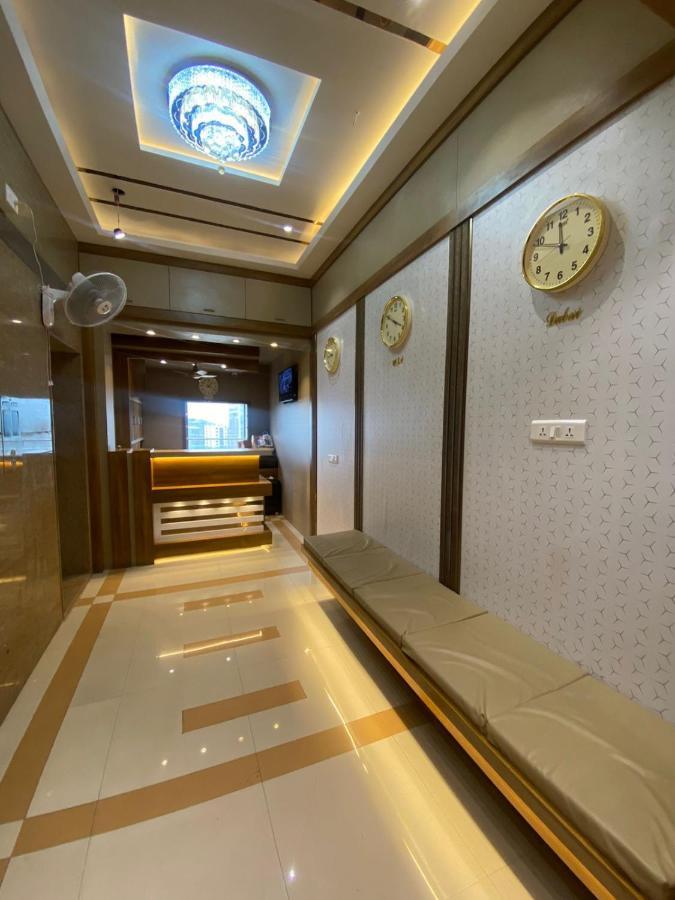 Hotel Bkc Crown - Near Trade Centre, Visa Consulate Mumbai Exterior photo